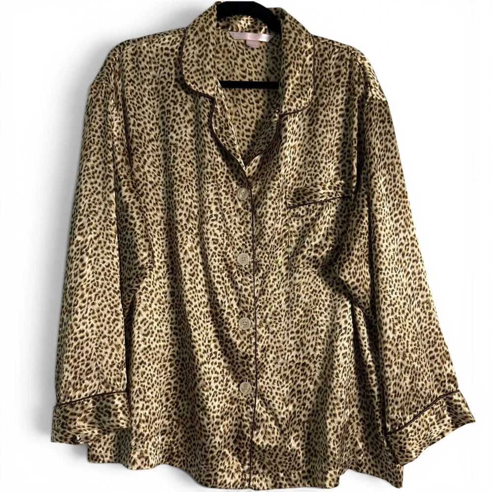 Victoria's Secret Pajama Set Leopard Print Women L Satin Button Down Shorts